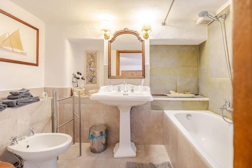 Rome's Hidden Gem Apartment Rome
