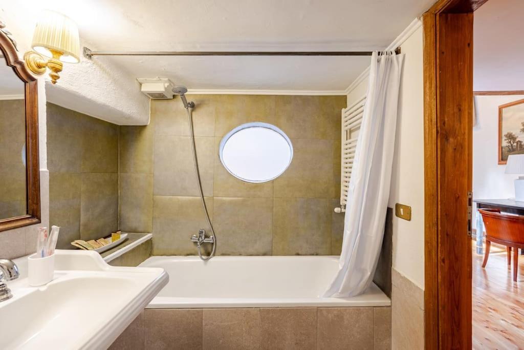 Rome's Hidden Gem Apartment *